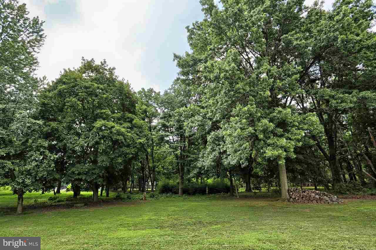 1534 Appletree Road Harrisburg, PA 17110 - Photo 25 of 25 Gallery Image 25