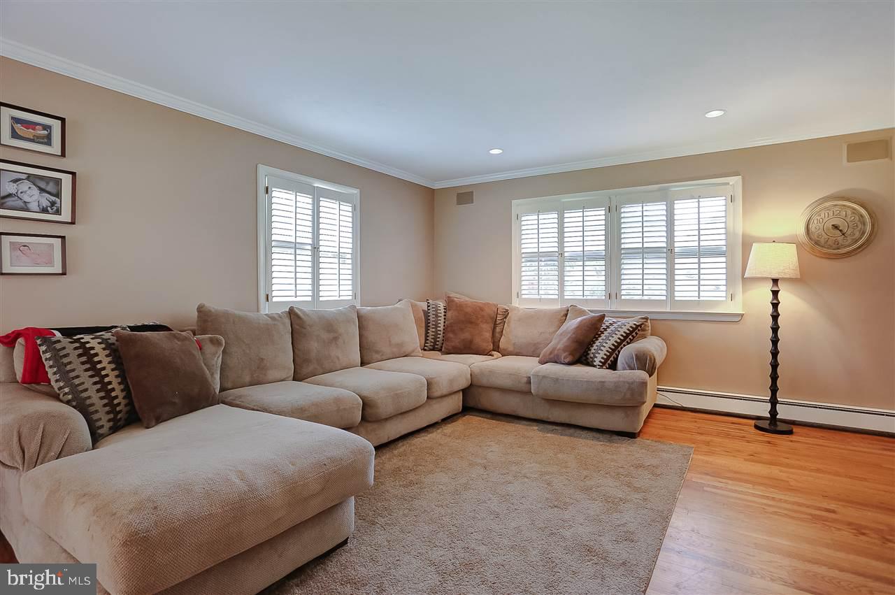 1534 Appletree Road Harrisburg, PA 17110 - Photo 5 of 25 Gallery Image 5