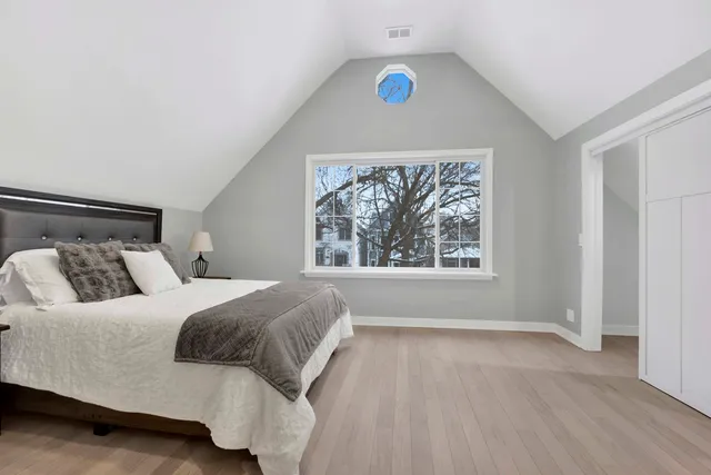 $1,395,000 | 1910 West George Street, Chicago, IL 60657