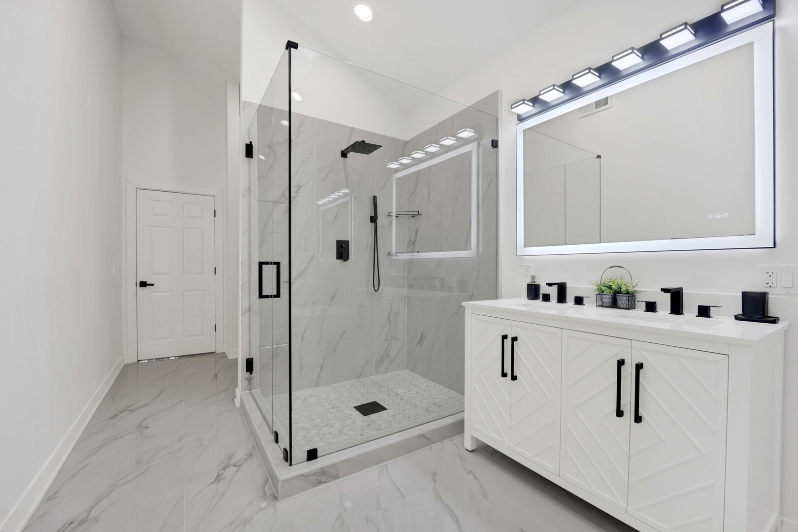 1910 West George Street Chicago, IL 60657 - Photo 23 of 45