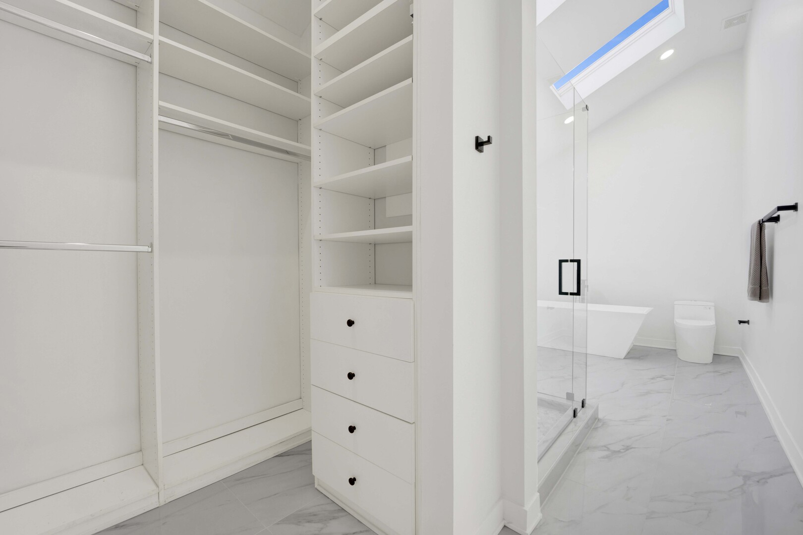 1910 West George Street Chicago, IL 60657 - Photo 25 of 45