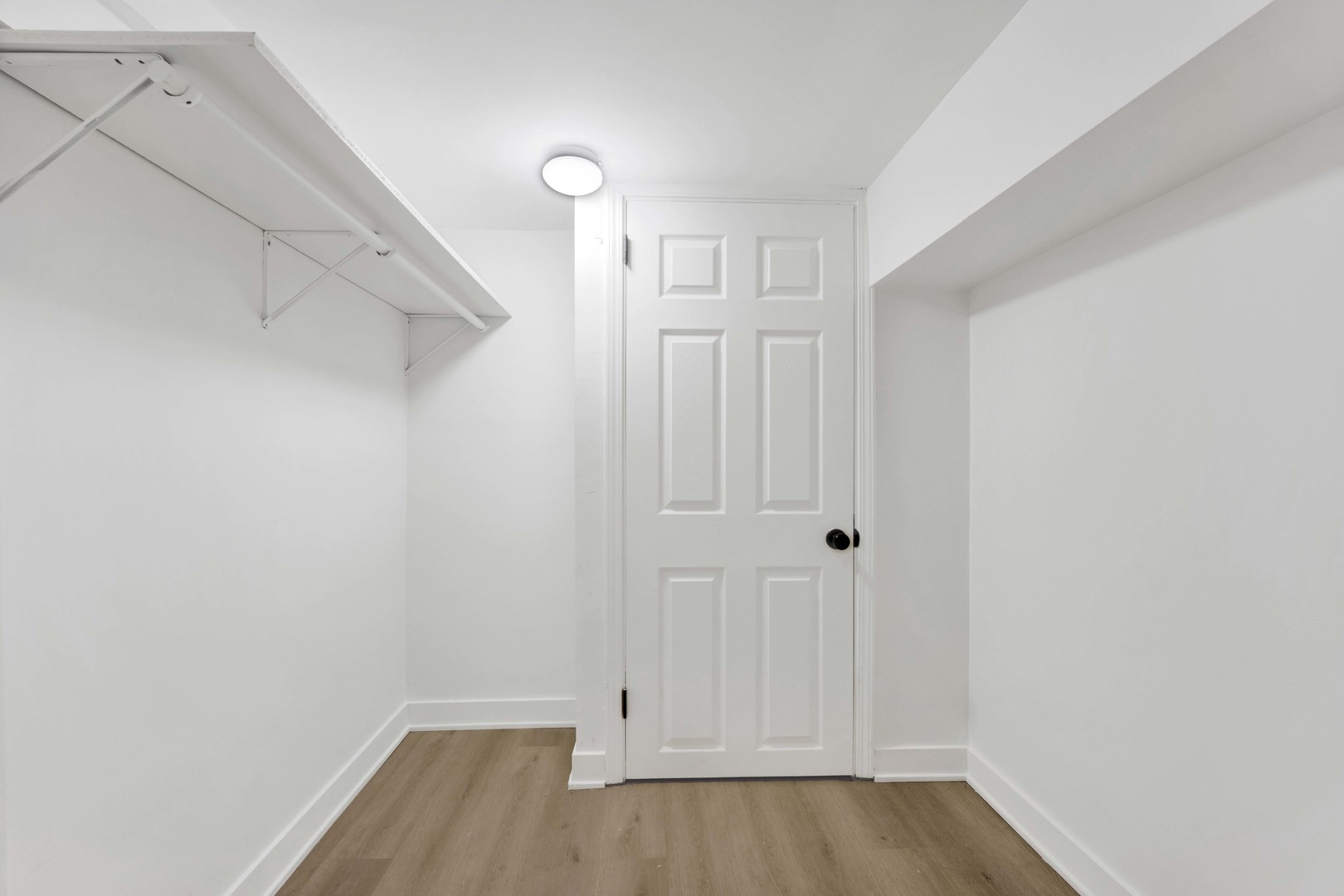 1910 West George Street Chicago, IL 60657 - Photo 37 of 45