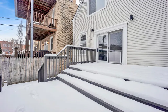 $1,395,000 | 1910 West George Street, Chicago, IL 60657