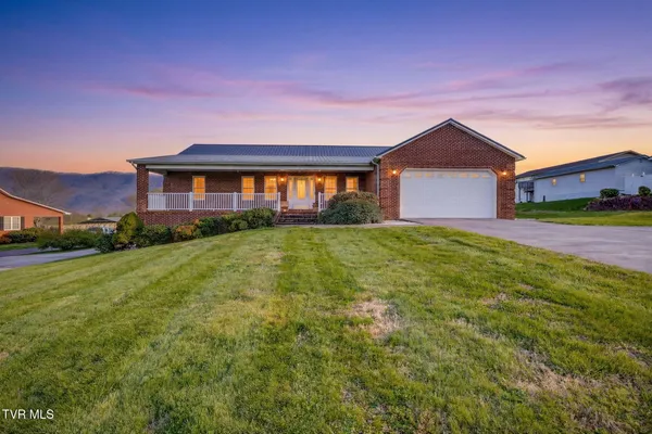 $595,000 | 300 River View Drive, Church Hill, TN 37642