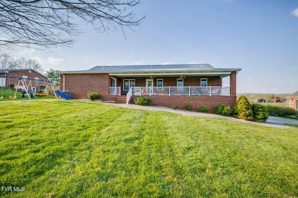 $595,000 | 300 River View Drive, Church Hill, TN 37642