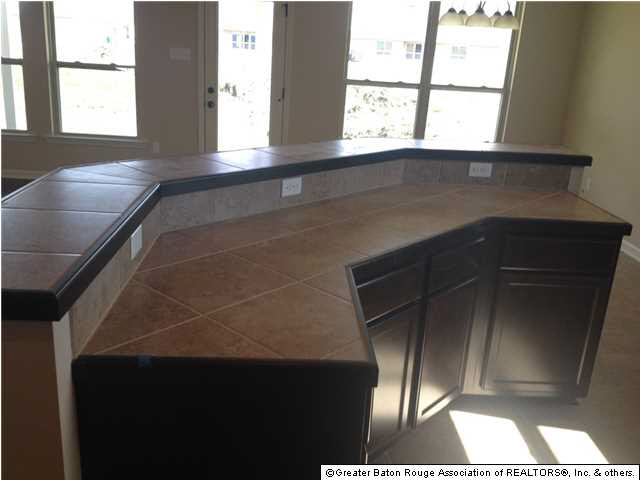 7113 Rue Saint Patrick Addis, LA 70710 - Photo 4 of 19 Gallery Image 4