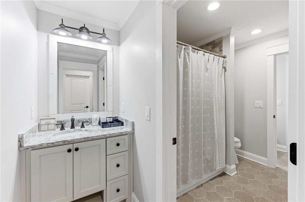 6053 Overby Road Flowery Branch, GA 30542 - Photo 35 of 52