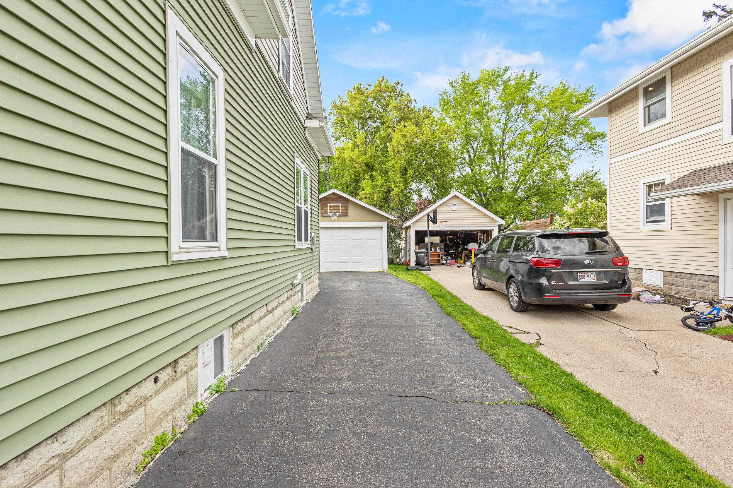 808 East Hancock Street Appleton, WI 54911 - Photo 39 of 64