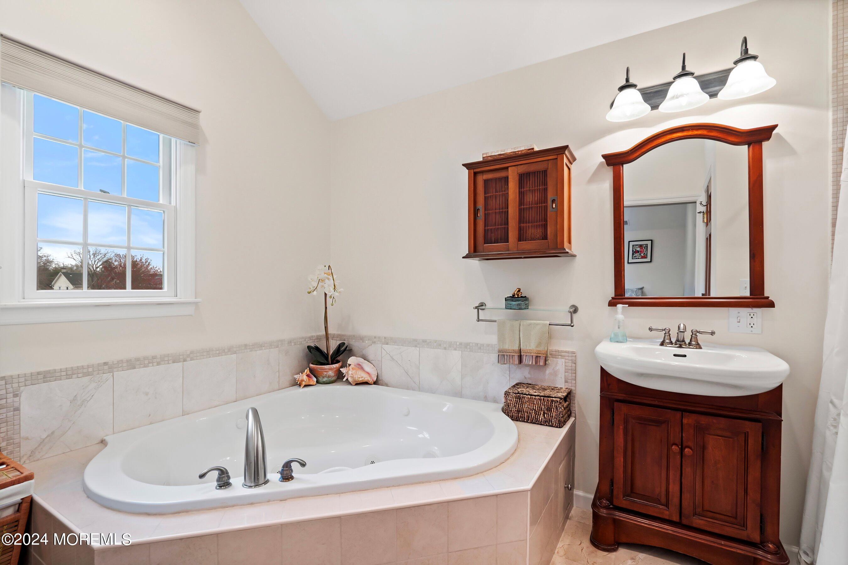 810 Rue Avenue Point Pleasant, NJ 08742 - Photo 22 of 32 24-Bath 3A