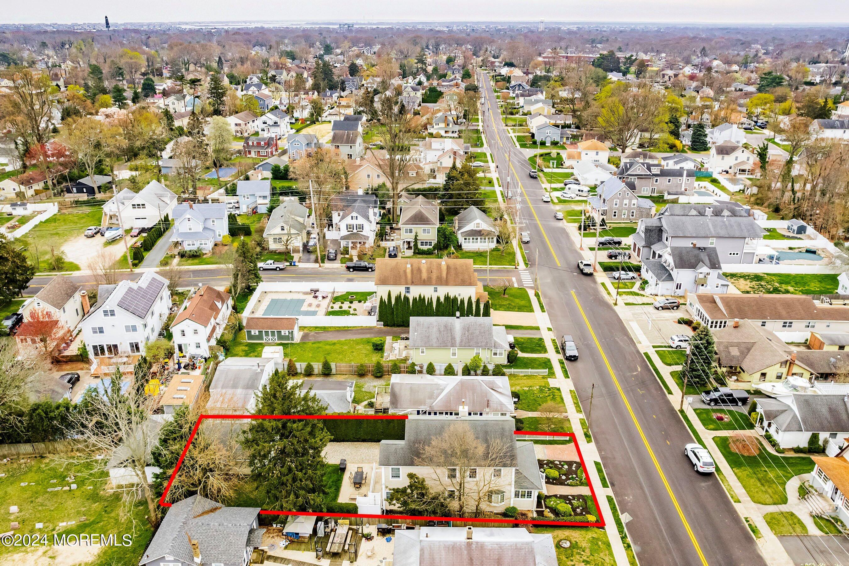 810 Rue Avenue Point Pleasant, NJ 08742 - Photo 32 of 32 35-Left Aerial OUTLINE