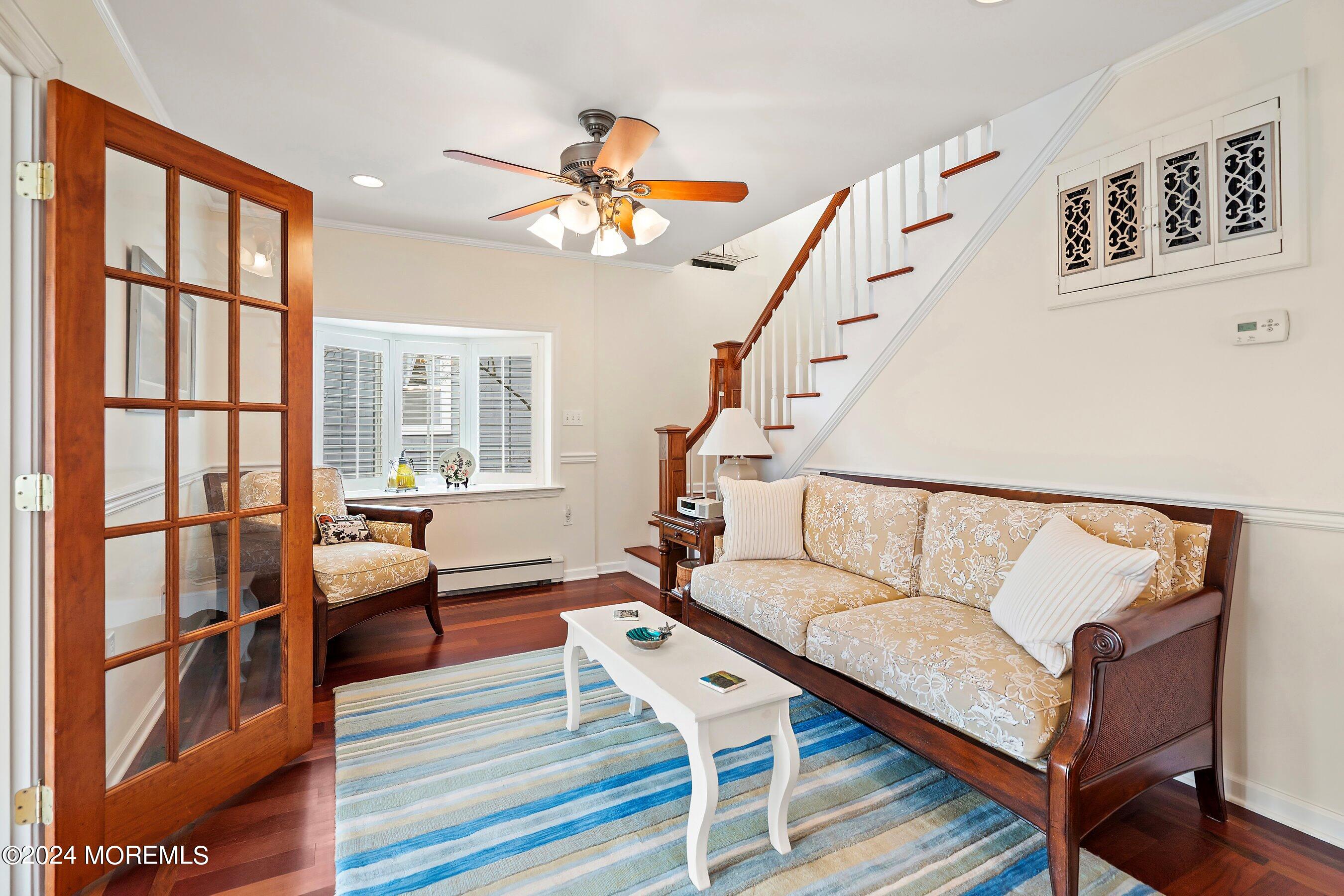 810 Rue Avenue Point Pleasant, NJ 08742 - Photo 5 of 32 07-Living 1A