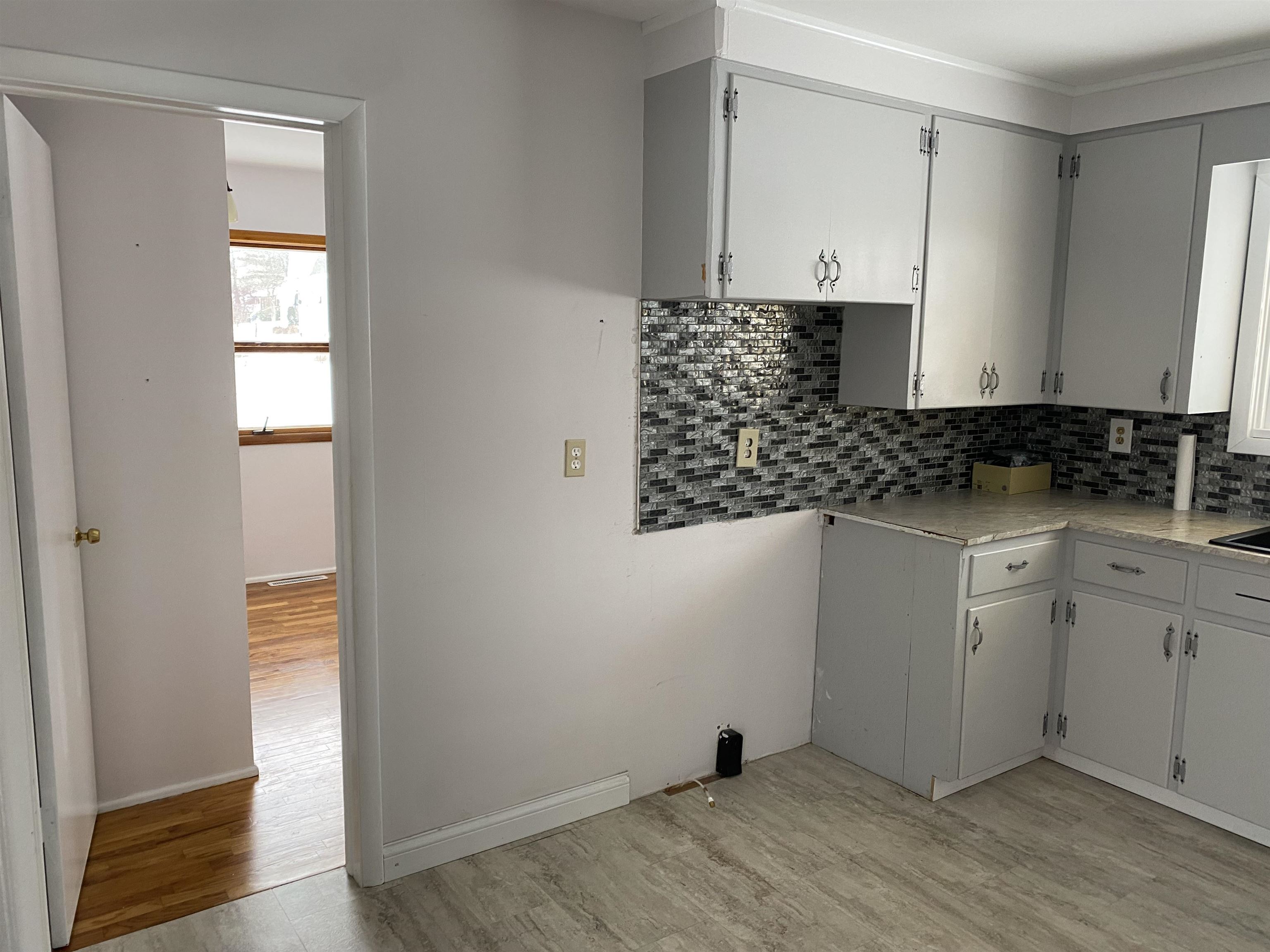 9589 Center Road Traverse City, MI 49686 - Photo 10 of 42 1908377-9.JPG