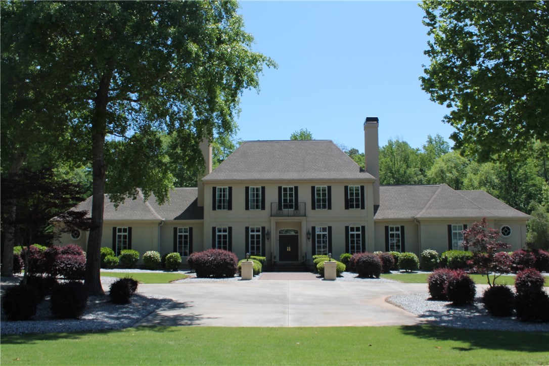 1102 Thornehill Drive Anderson, SC 29621 - Photo 1 of 42 Gallery Image 1