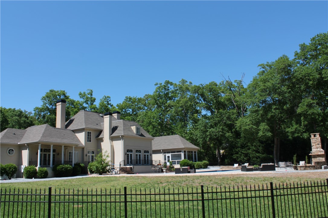 1102 Thornehill Drive Anderson, SC 29621 - Photo 38 of 42 Gallery Image 38