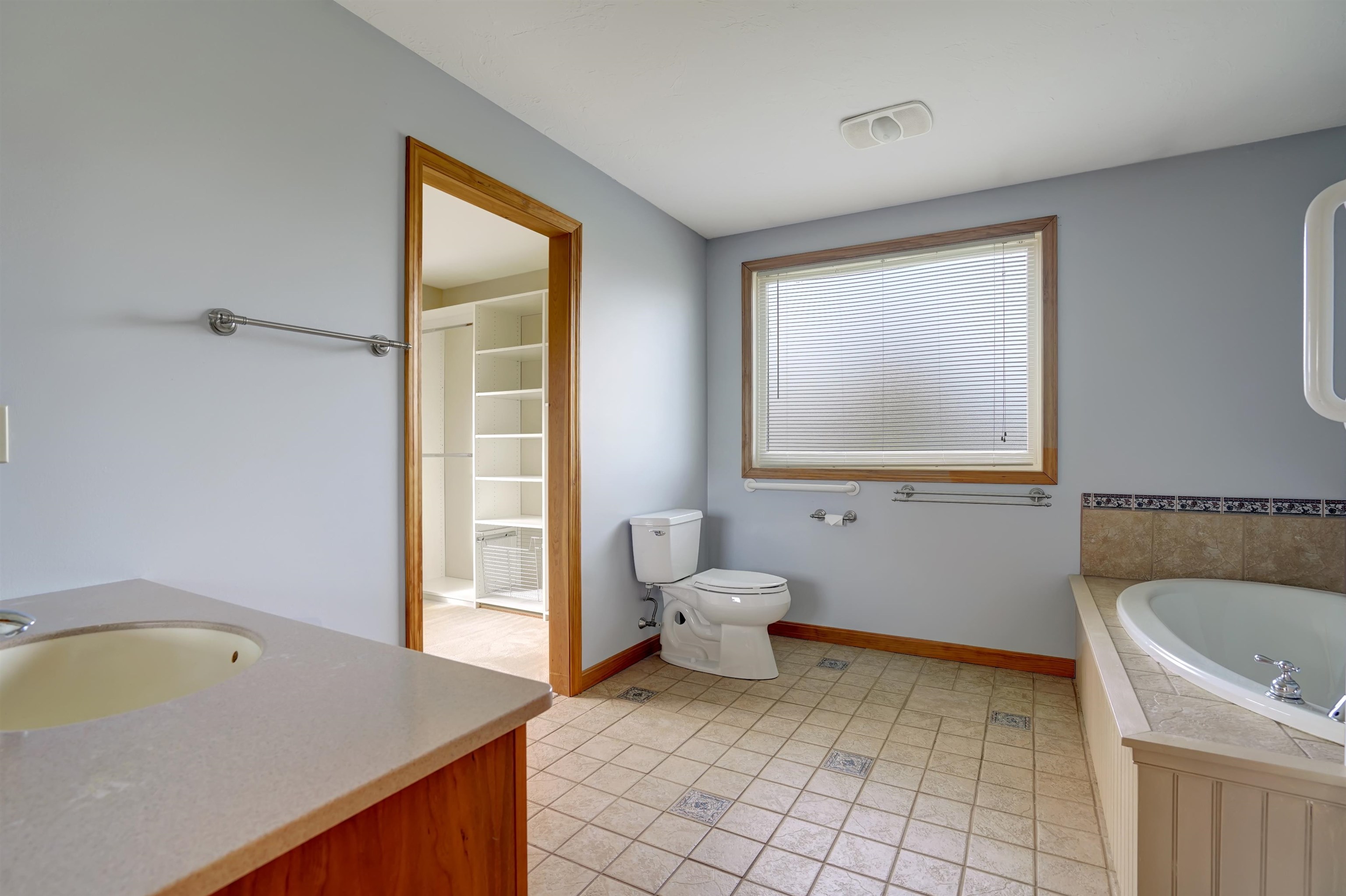 42 Thompson Point Lane Andover, NH 03216 - Photo 17 of 32