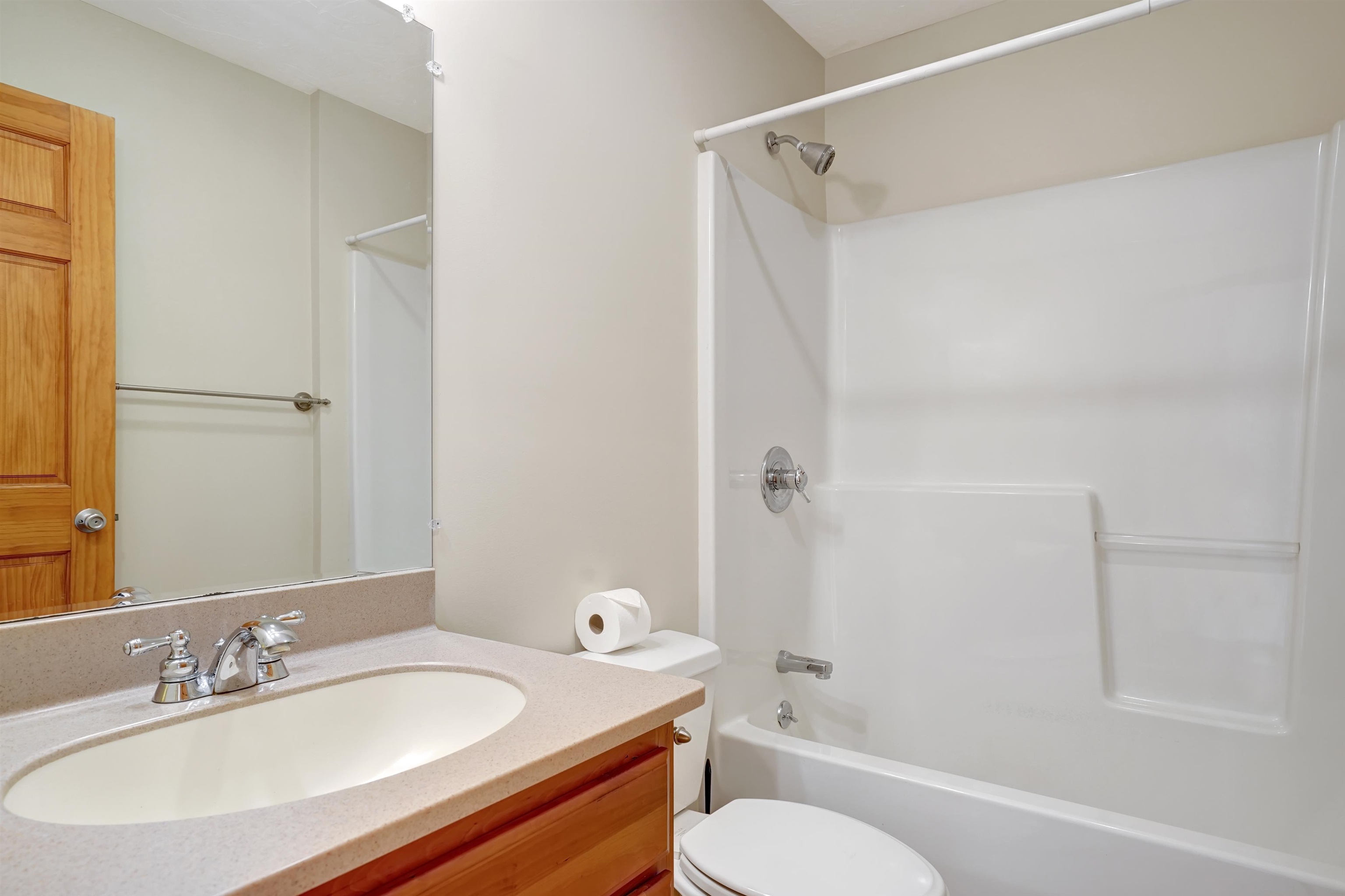 42 Thompson Point Lane Andover, NH 03216 - Photo 18 of 32