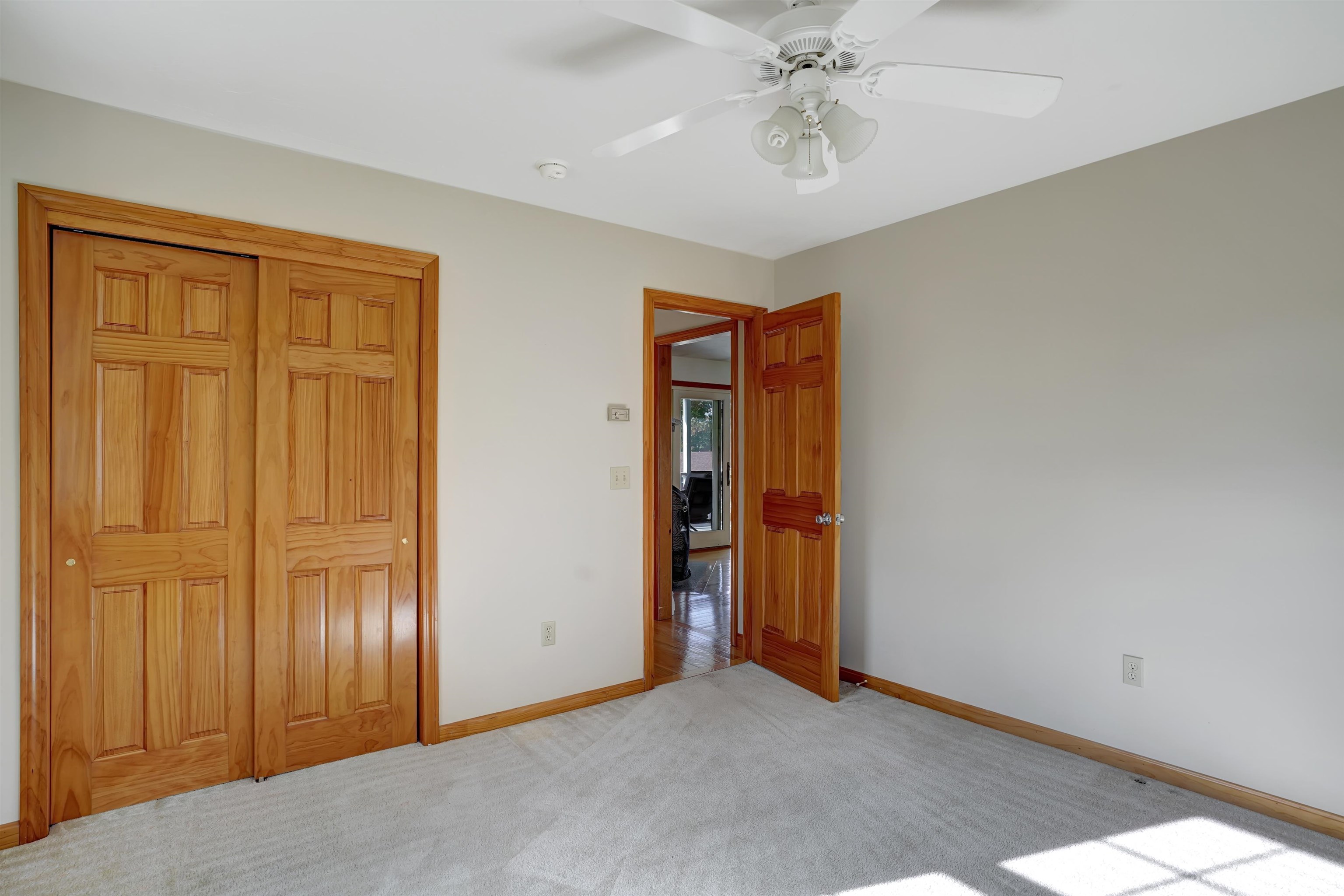 42 Thompson Point Lane Andover, NH 03216 - Photo 19 of 32