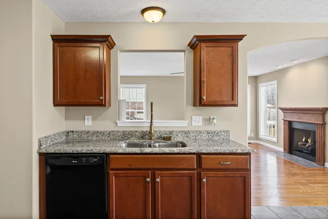 $2,200 | 1544 Hattie Lane, Clarksville, TN 37042