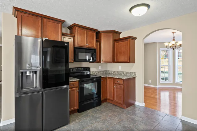 $2,200 | 1544 Hattie Lane, Clarksville, TN 37042