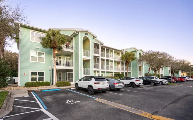 a car parked in front of a building