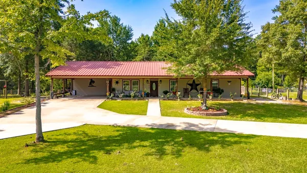 $425,000 | 260 J T Smith Drive, Corrigan, TX 75939