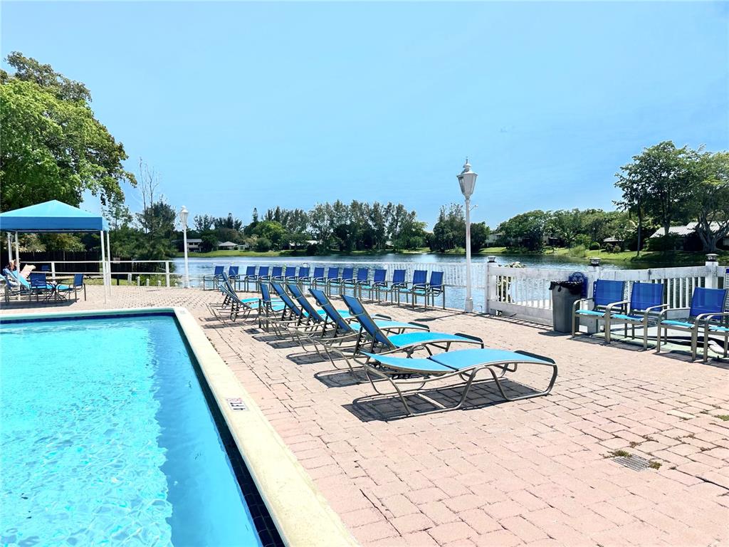 3760 Inverrary Drive, Unit 2M Lauderhill, FL 33319 - Photo 14 of 20