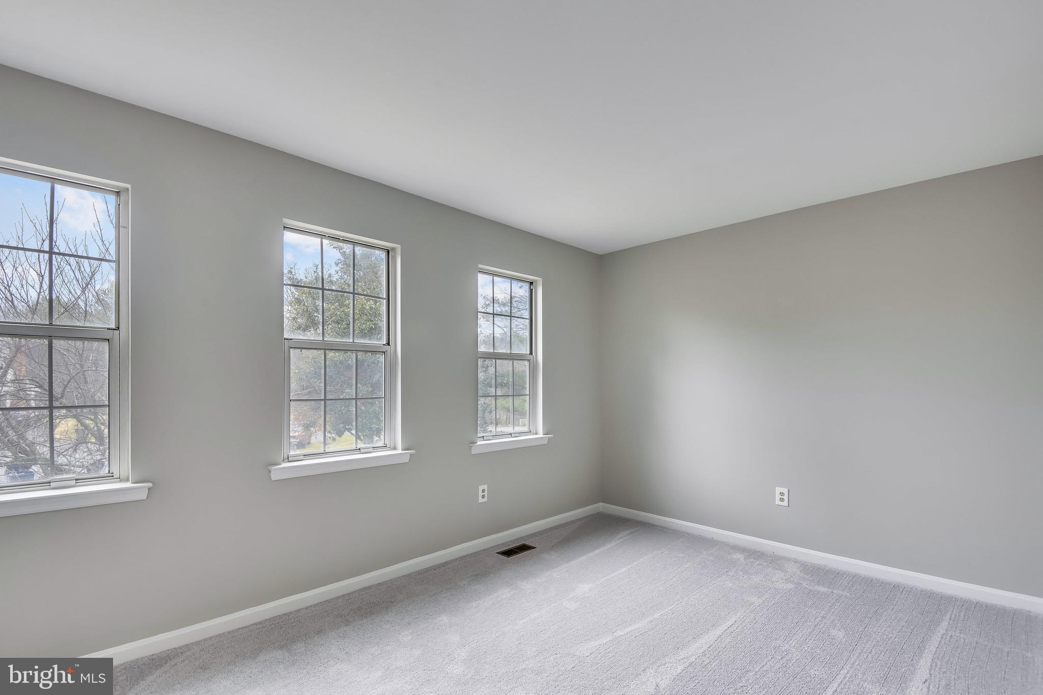 11052 Bishopsgate Court Reston, VA 20194 - Photo 17 of 32 Bedroom 3
