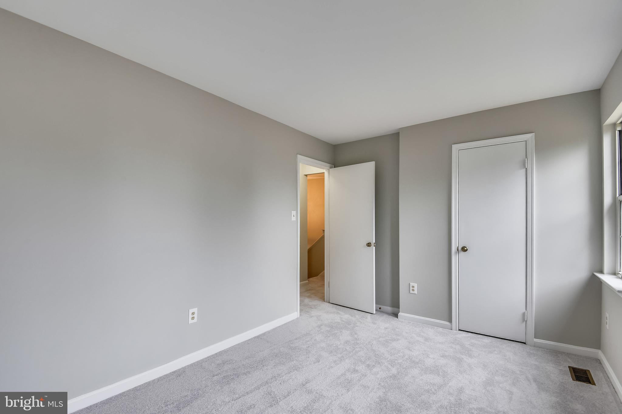 11052 Bishopsgate Court Reston, VA 20194 - Photo 18 of 32 Bedroom 3