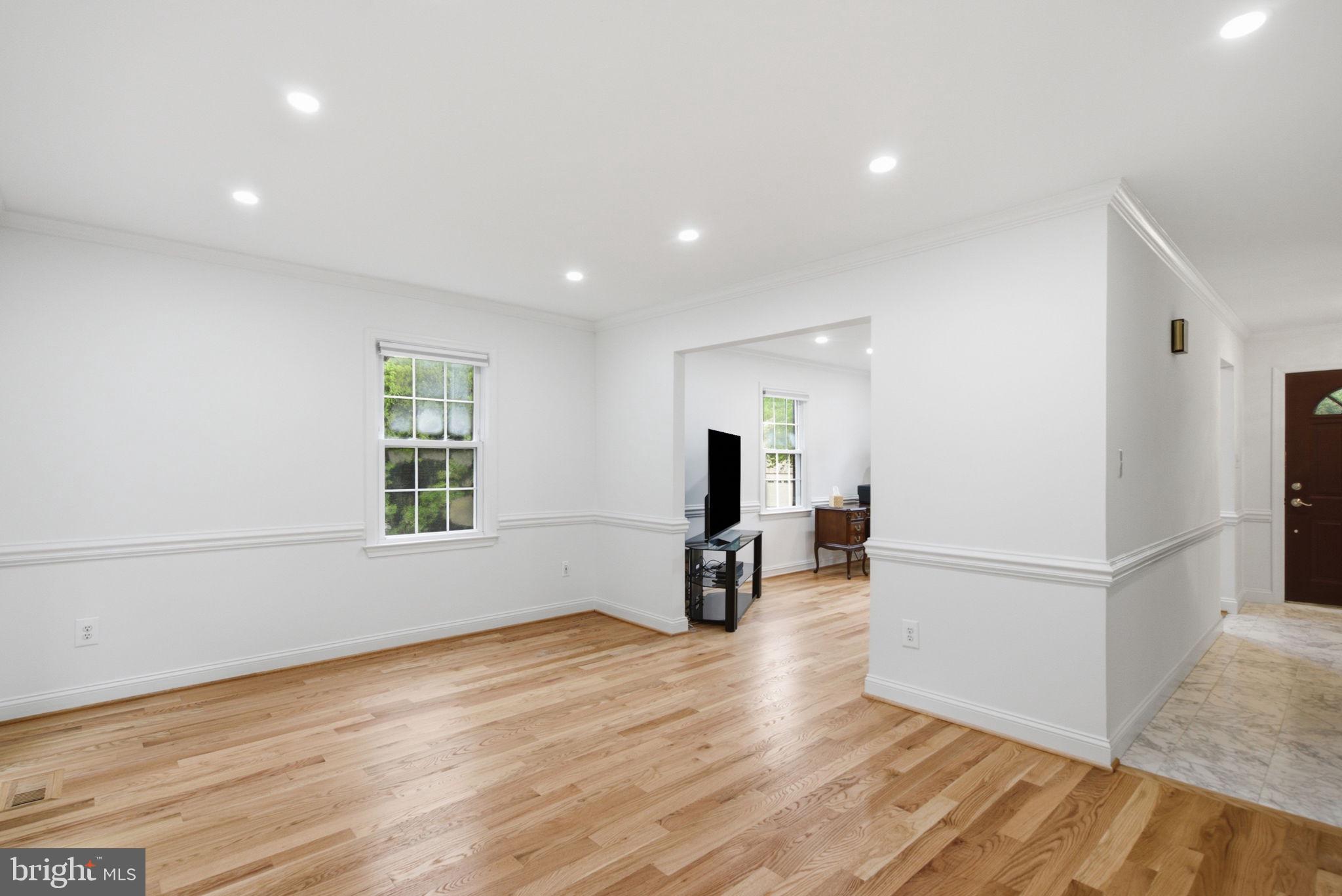 17041 Old Baltimore Road Olney, MD 20832 - Photo 11 of 41