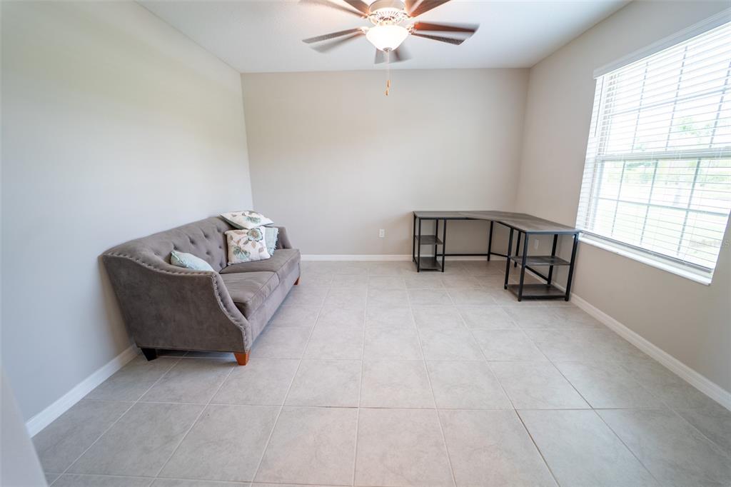 9831 Lemon Drop Loop Ruskin, FL 33573 - Photo 23 of 44