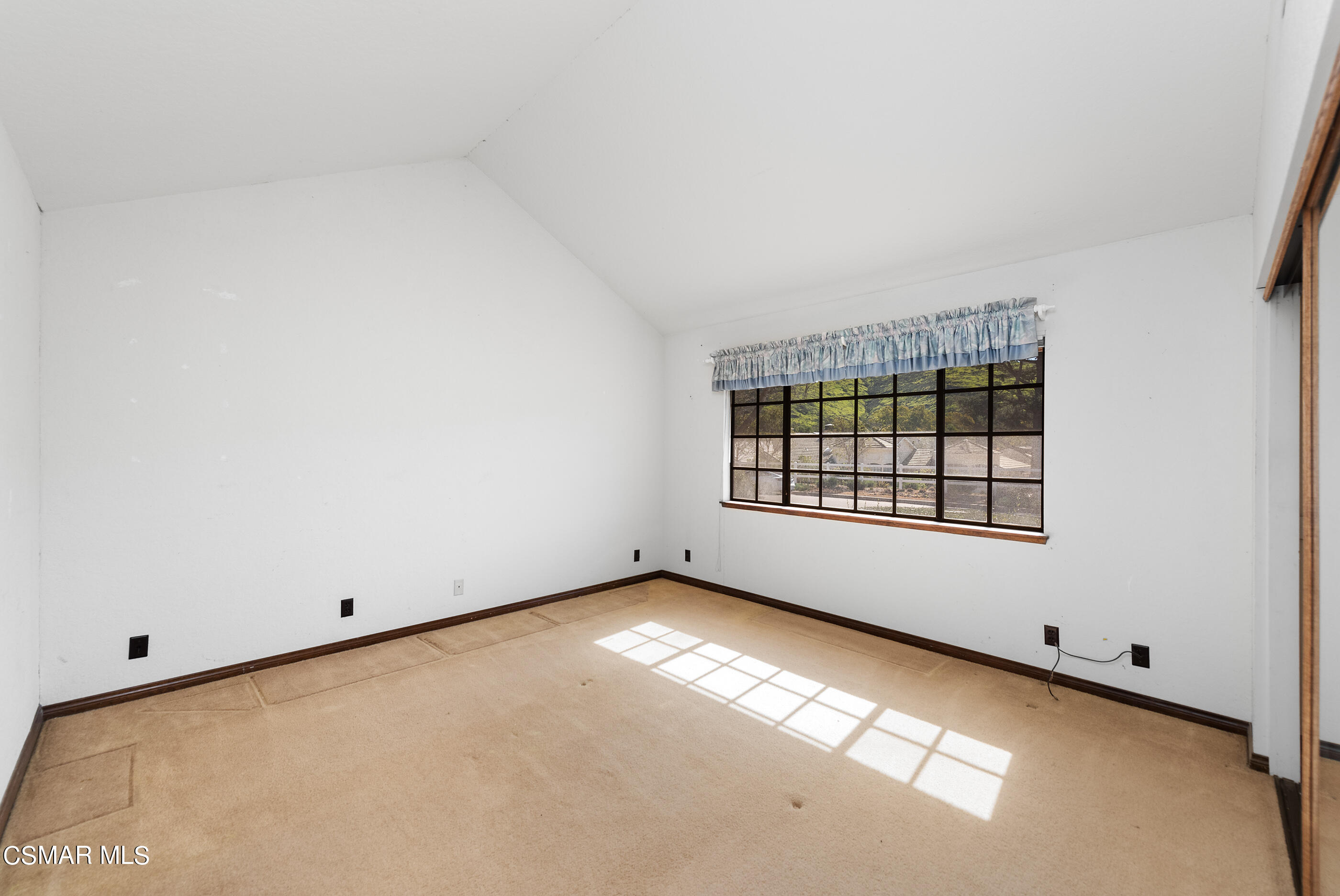 11975 Pradera Road Camarillo, CA 93012 - Photo 23 of 58 11975 Pradera Rd Santa Rosa Valley-23
