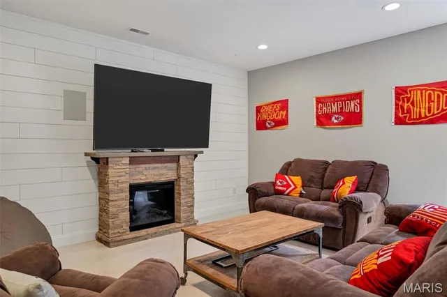 $595,000 | 930 Wilderness Way Drive, Eureka, MO 63025