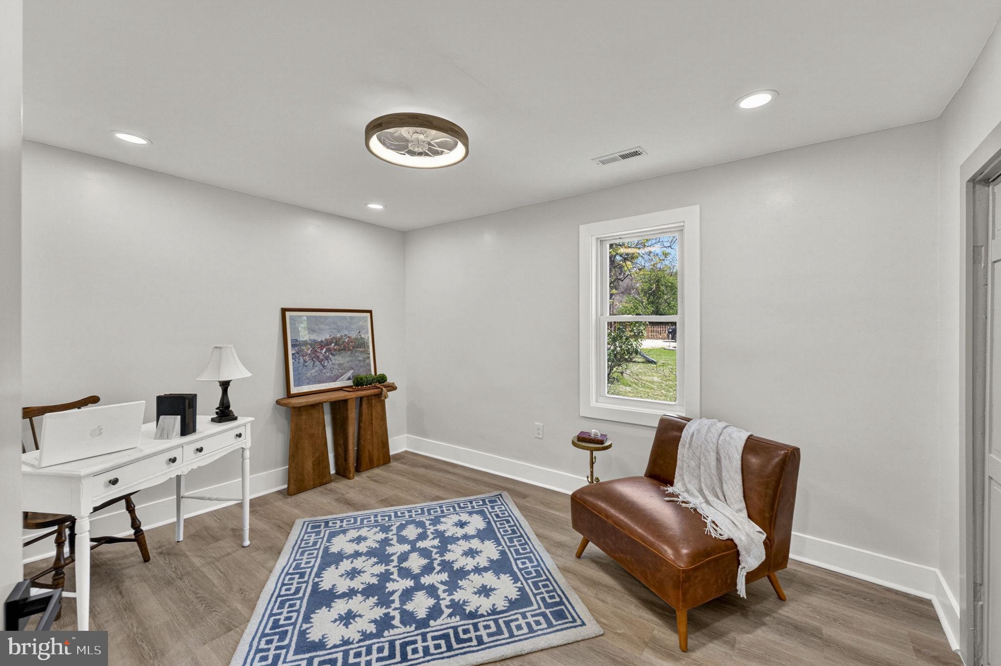 33960 Welbourne Road Upperville, VA 20184 - Photo 22 of 43 Bright and inviting versatile space.