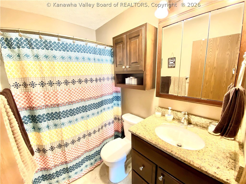 559 Charleston Road Point Pleasant, WV 25550 - Photo 10 of 34 Gallery Image 10