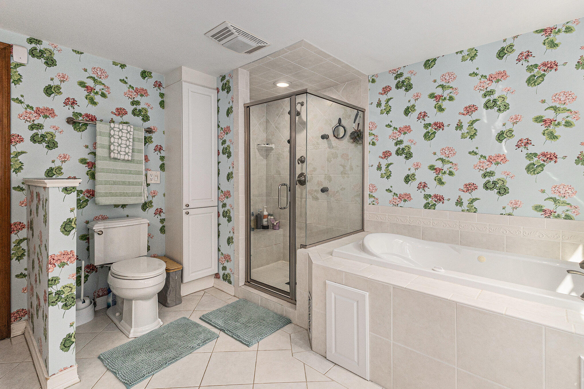 5925 West Jagger Road Ludington, MI 49431 - Photo 25 of 44 Primary Bath