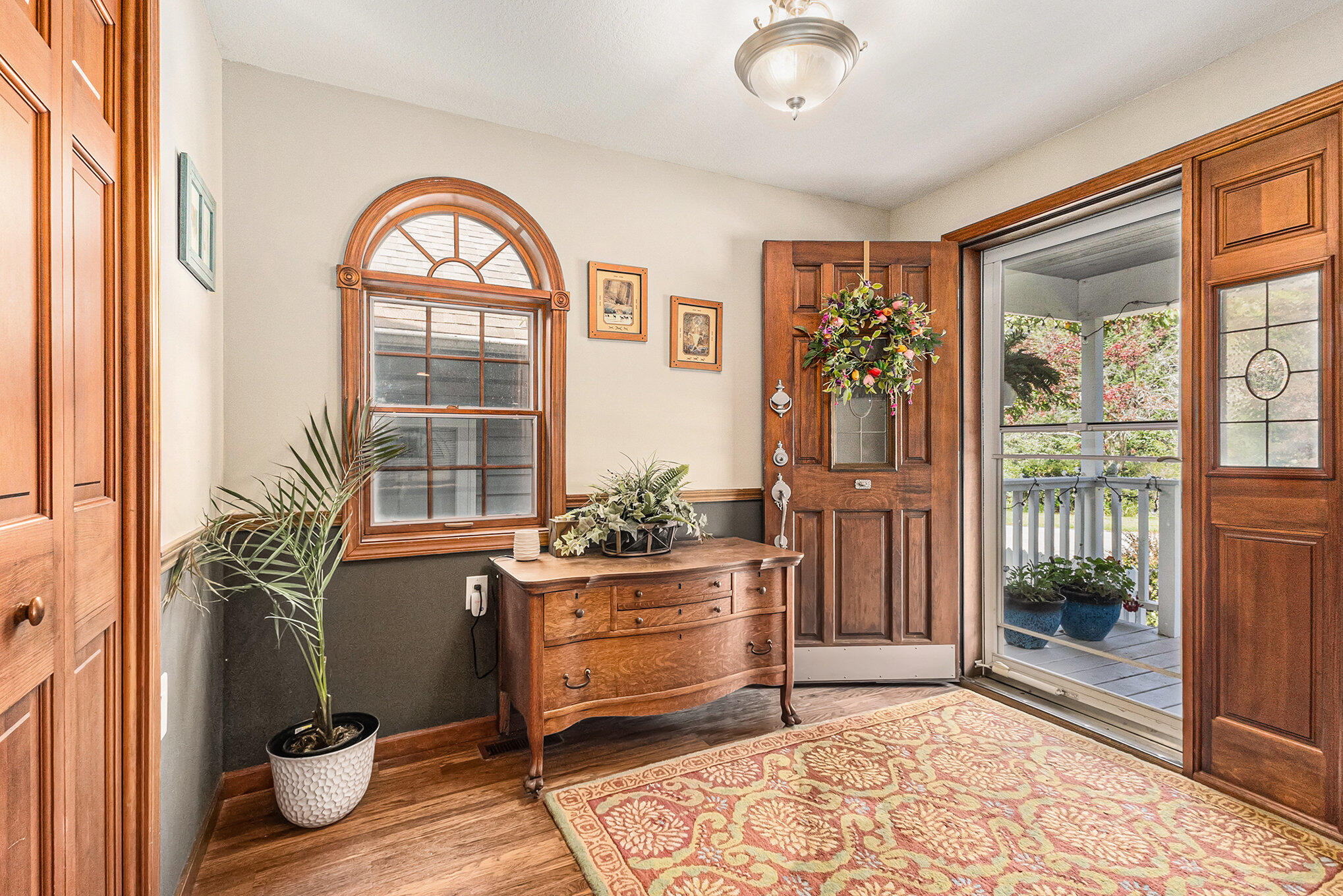 5925 West Jagger Road Ludington, MI 49431 - Photo 7 of 44 Foyer
