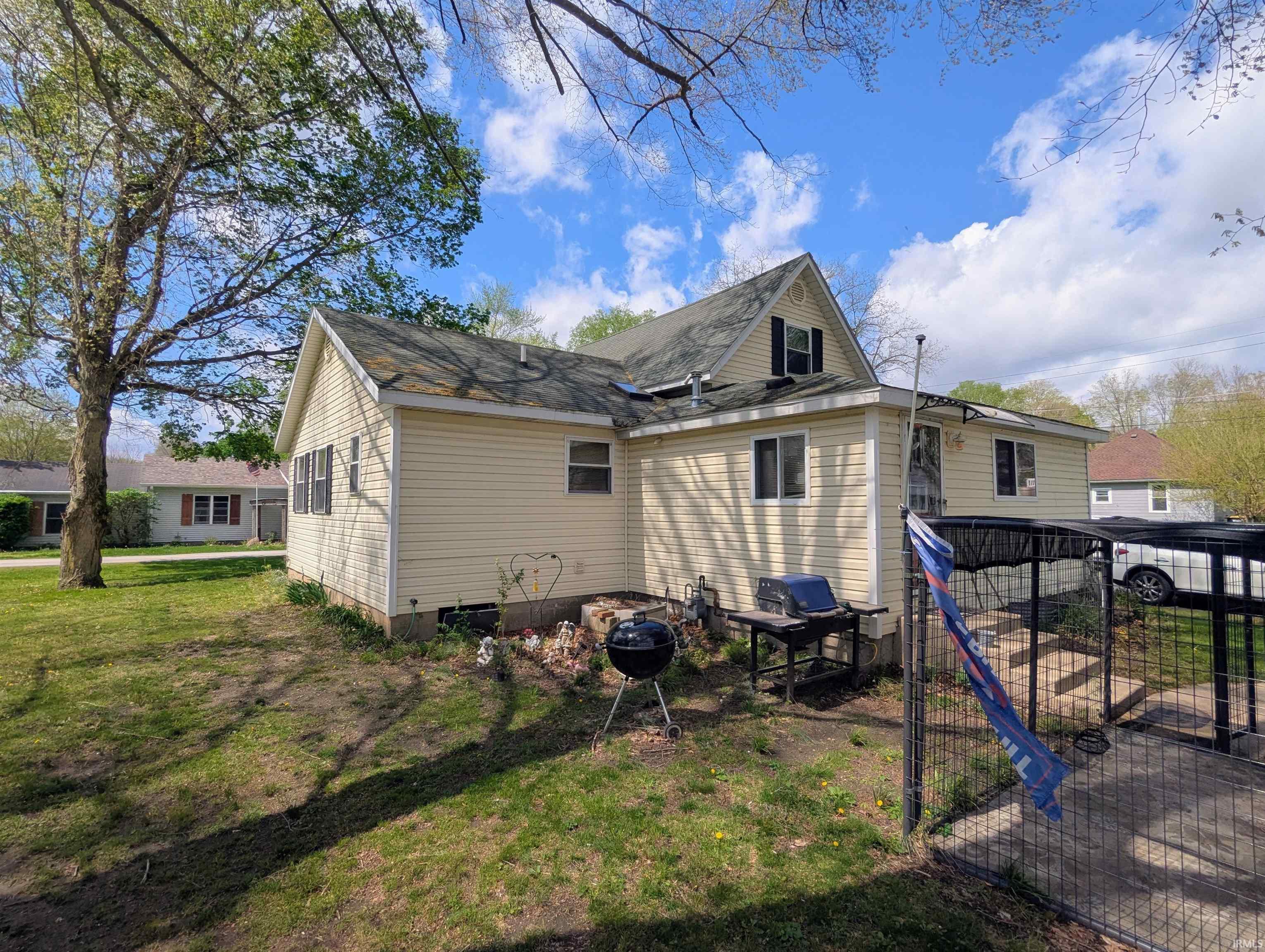 415 South Illinois Street Delphi, IN 46923 - Photo 3 of 24
