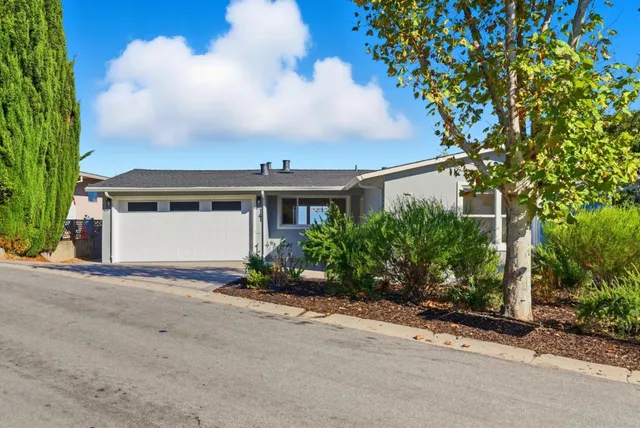 $2,900,000 | 141 Hillcrest Road, San Carlos, CA 94070