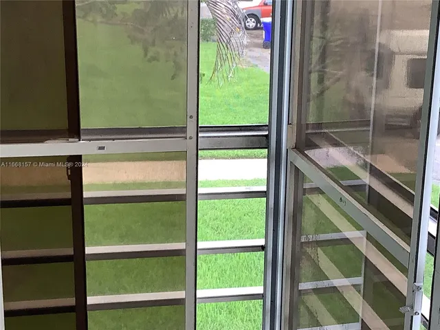 $59,000 | 60 Windsor C, Unit 60, West Palm Beach, FL 33417