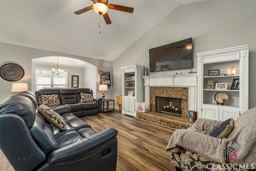 2038 Providence Road Statham, GA 30666 - Photo 5 of 39