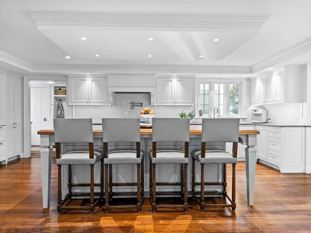 19 Radcliffe Road Wellesley, MA 02482 - Photo 2 of 21 a view of a dining room with furniture