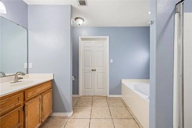 $2,350 | 8302 Hailey Court, Corpus Christi, TX 78414