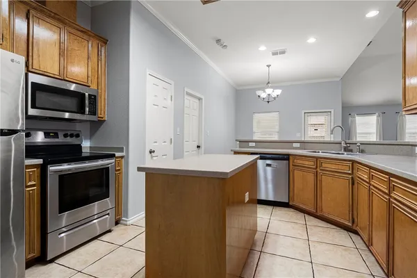 $2,350 | 8302 Hailey Court, Corpus Christi, TX 78414