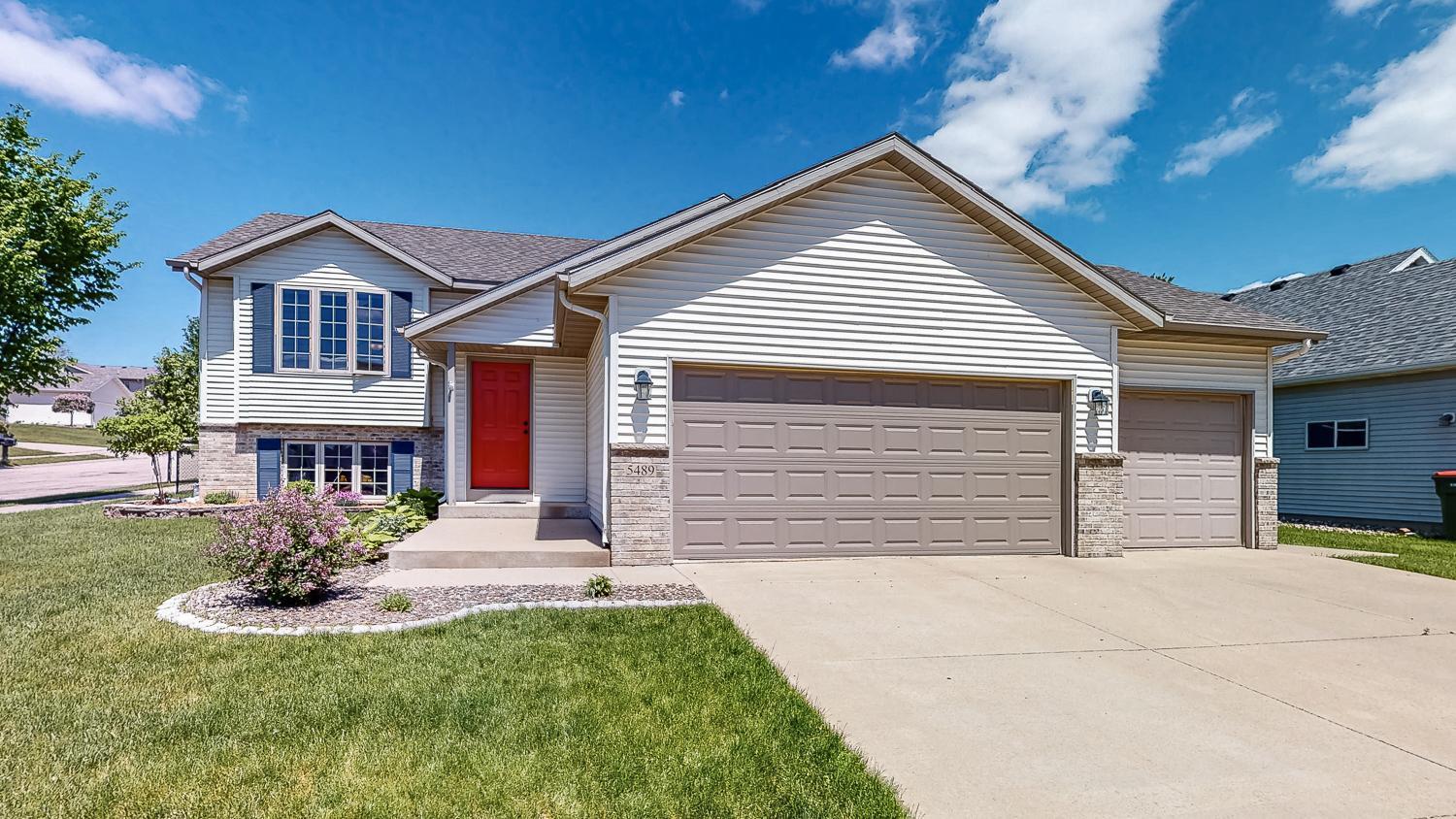 5489 51st Street Northwest Rochester, MN 55901 - Photo 1 of 1