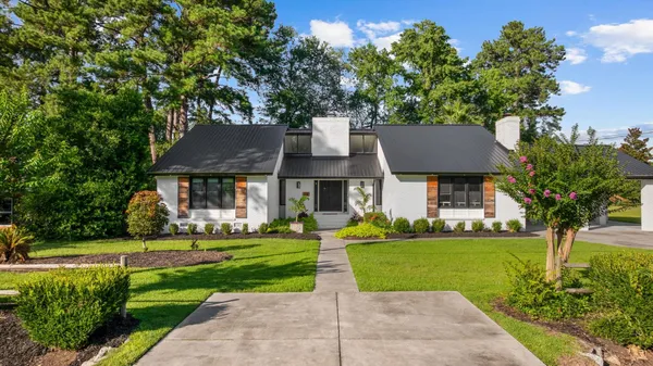 $650,000 | 118 Clemson Road, Conway, SC 29526