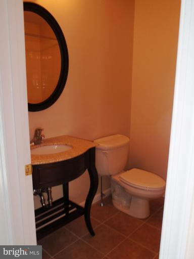 2685 Adelina Road Prince Frederick, MD 20678 - Photo 11 of 17 Bath