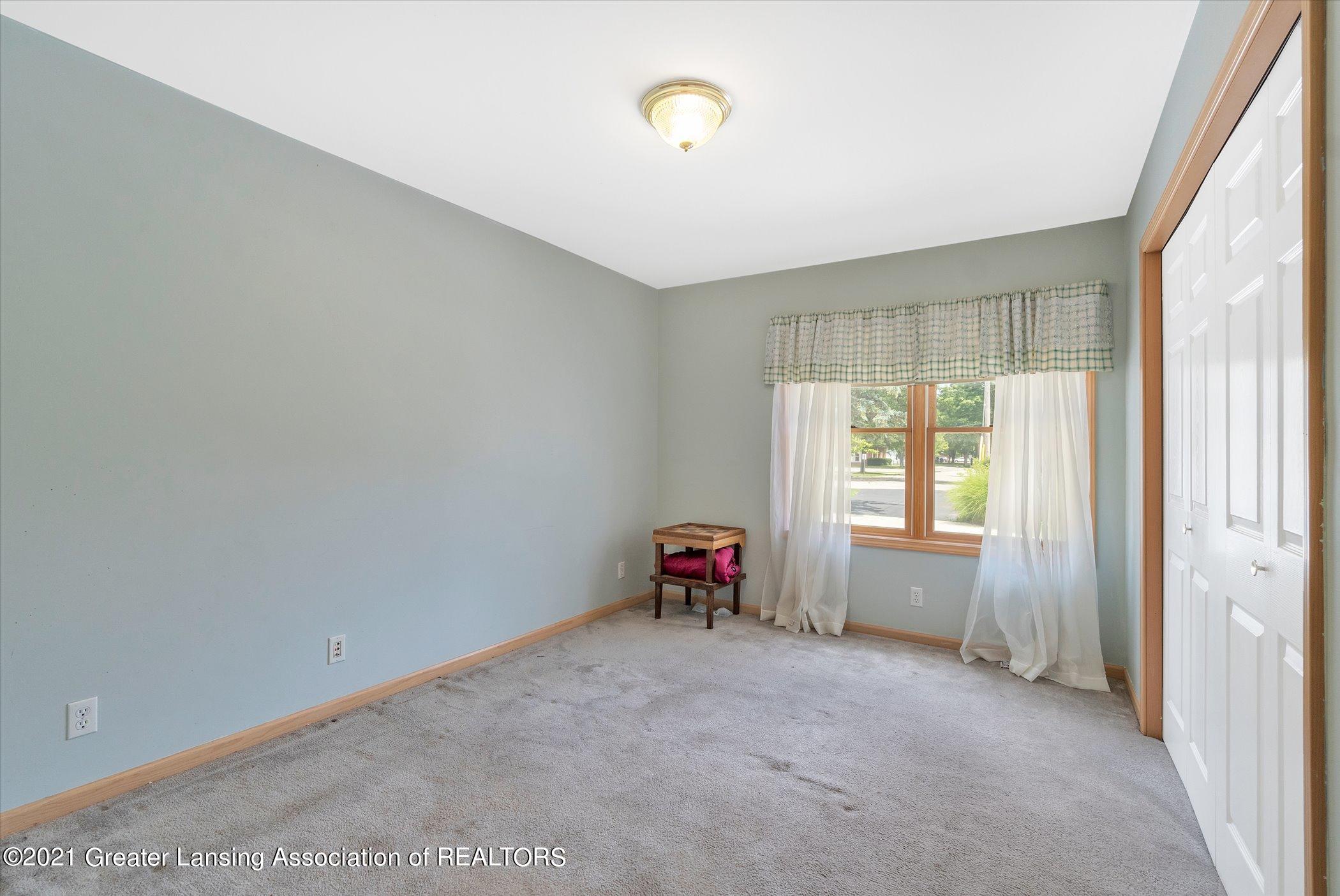 399 Walnut Street Dimondale, MI 48821 - Photo 26 of 35 32-untitled-32