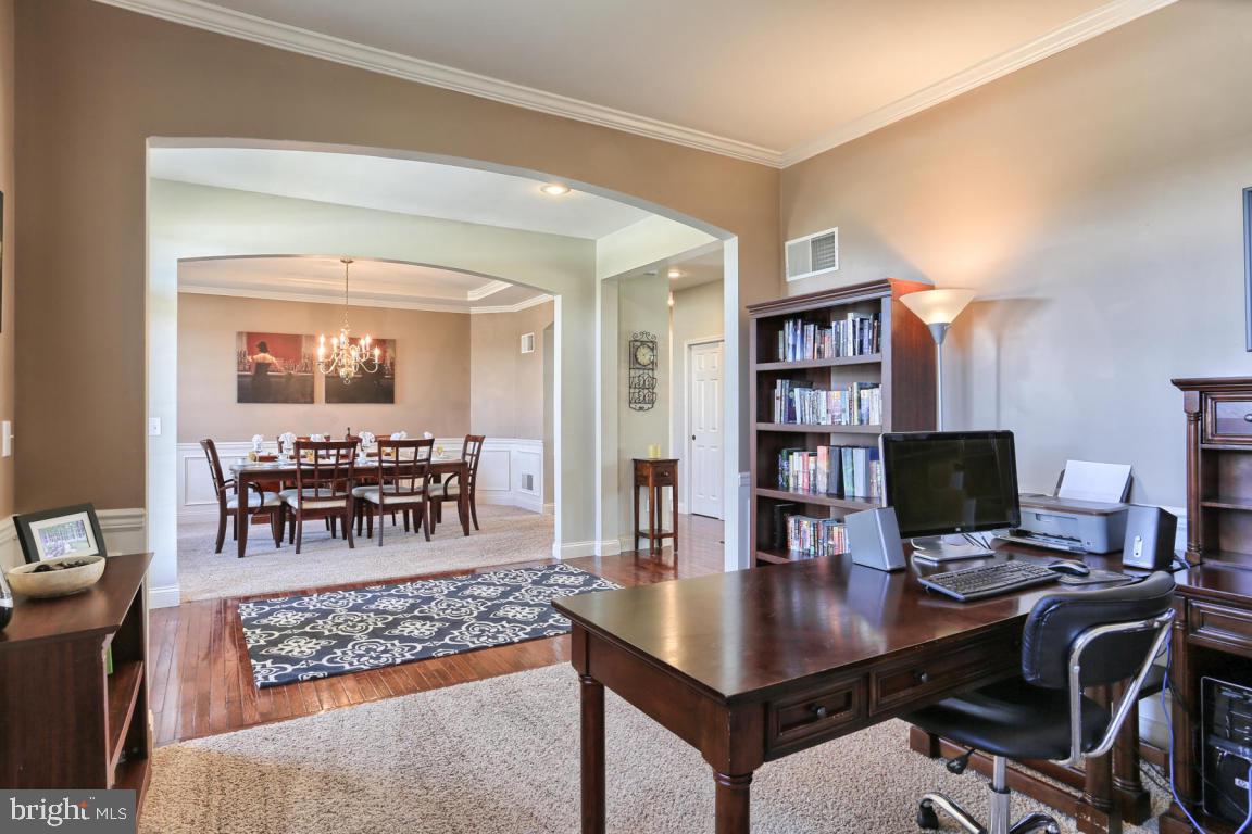 2134 Meadow Ridge Drive Lancaster, PA 17601 - Photo 13 of 45 Gallery Image 13