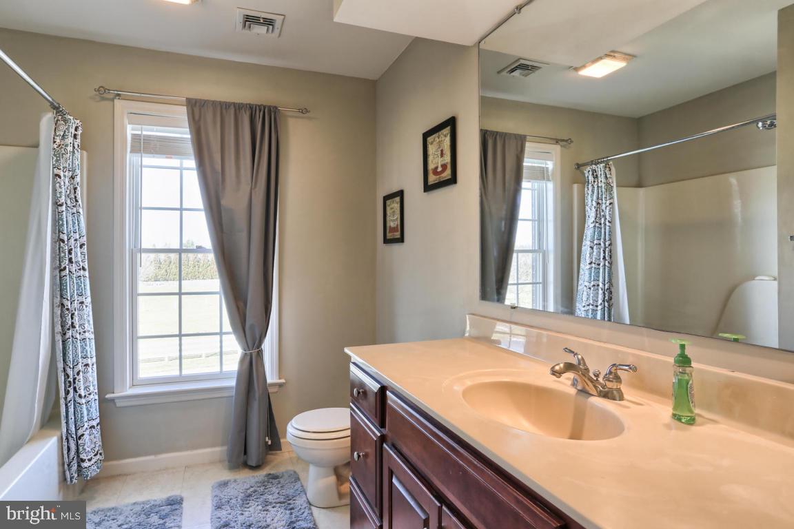 2134 Meadow Ridge Drive Lancaster, PA 17601 - Photo 32 of 45 Gallery Image 32