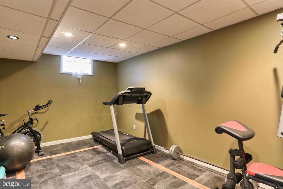 2134 Meadow Ridge Drive Lancaster, PA 17601 - Photo 37 of 45 Gallery Image 37